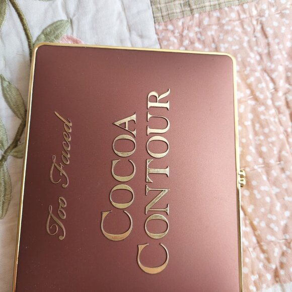 Too Faced Cocoa Contour - Picture 2 of 2
